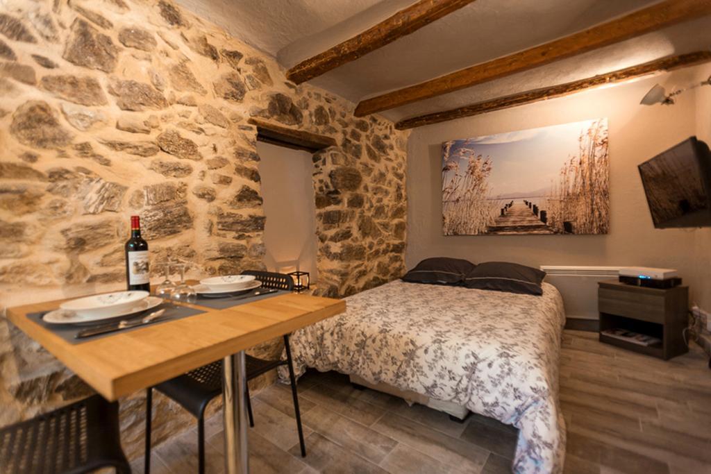 Studio Suquet Saint Antoine Кан Екстериор снимка