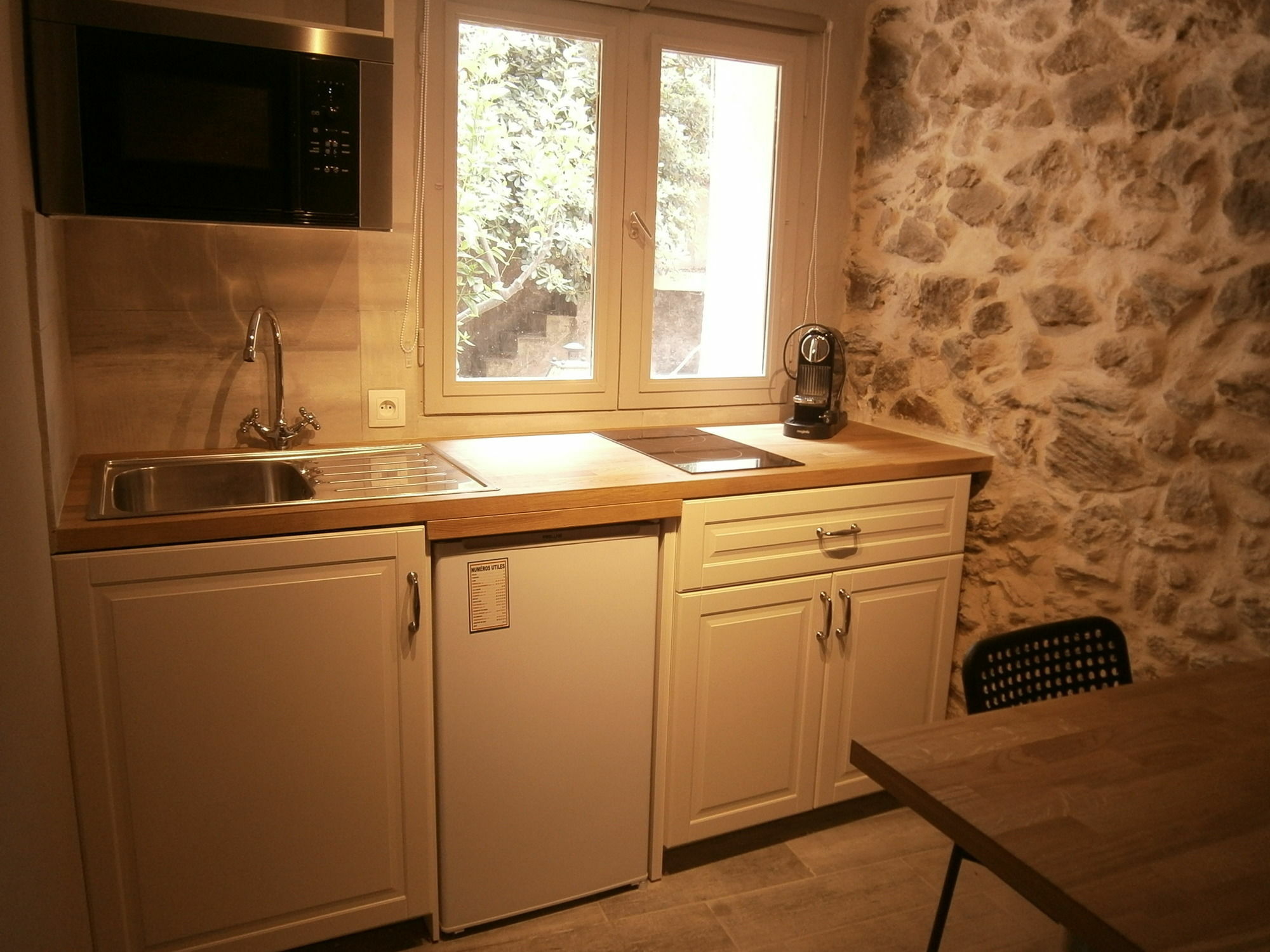 Studio Suquet Saint Antoine Кан Екстериор снимка